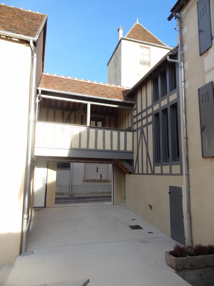 Démolition et extension d'une maison d'habitation (Auxerre 89 Yonne)