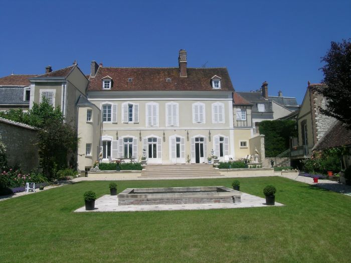 Rénovation d'une maison ancienne de caractère et son parc paysager (Joigny 89 Yonne)