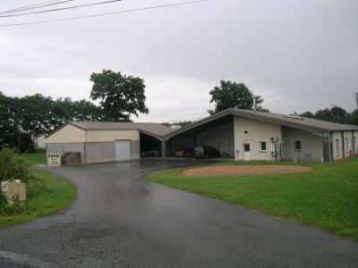 Accès arrière privé et rural - Patrice Migairou Architecte d'intérieur CFAI